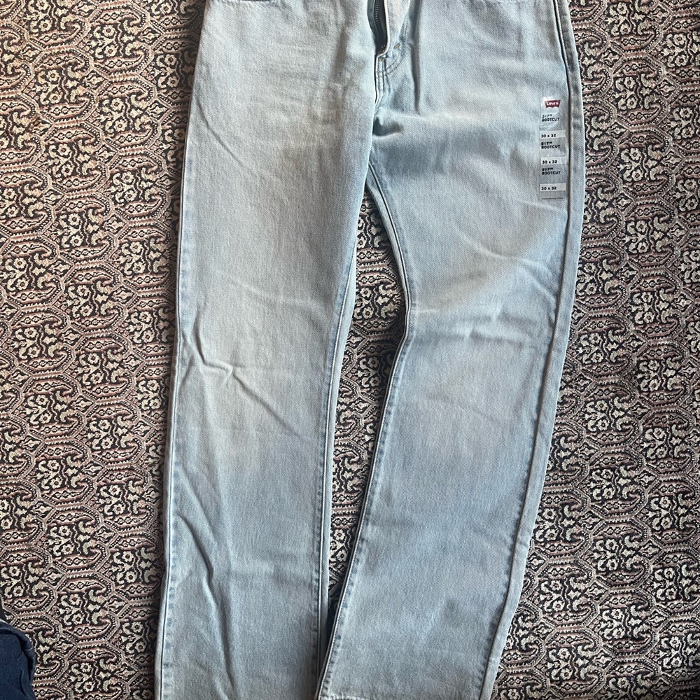 Levi's Light Wash Jeans